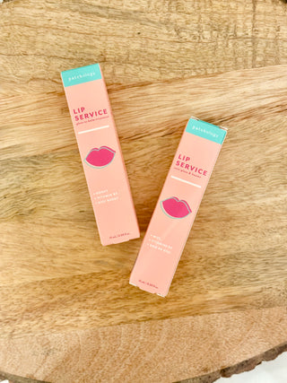 Lip Gloss-to-Balm Treatment