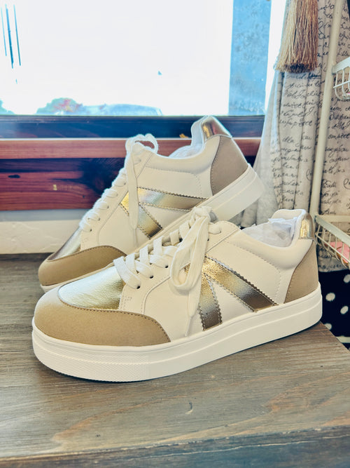 Astra Sneakers