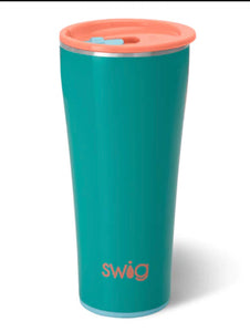Peak Season Tumbler 32oz Swig